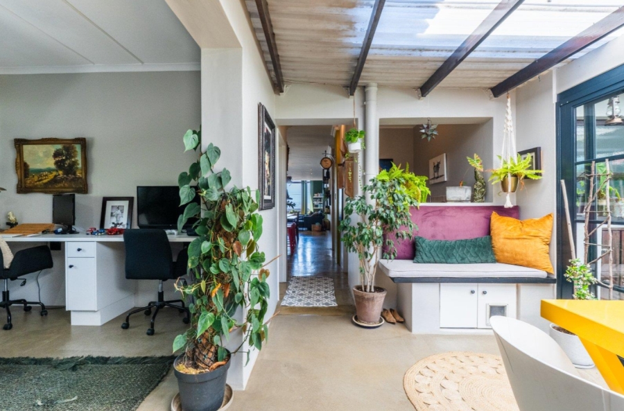 4 Bedroom Property for Sale in Linkside Western Cape